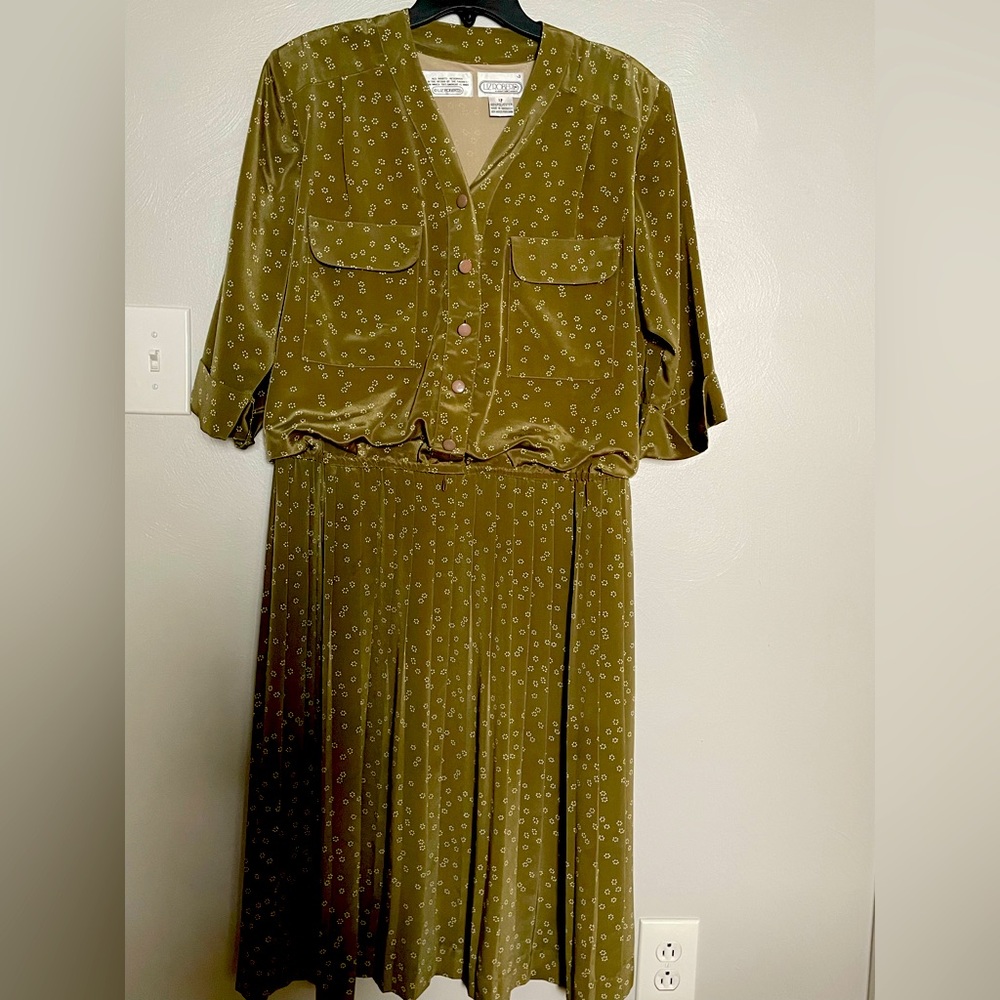 Women’s Summer-Fall Belted Dress